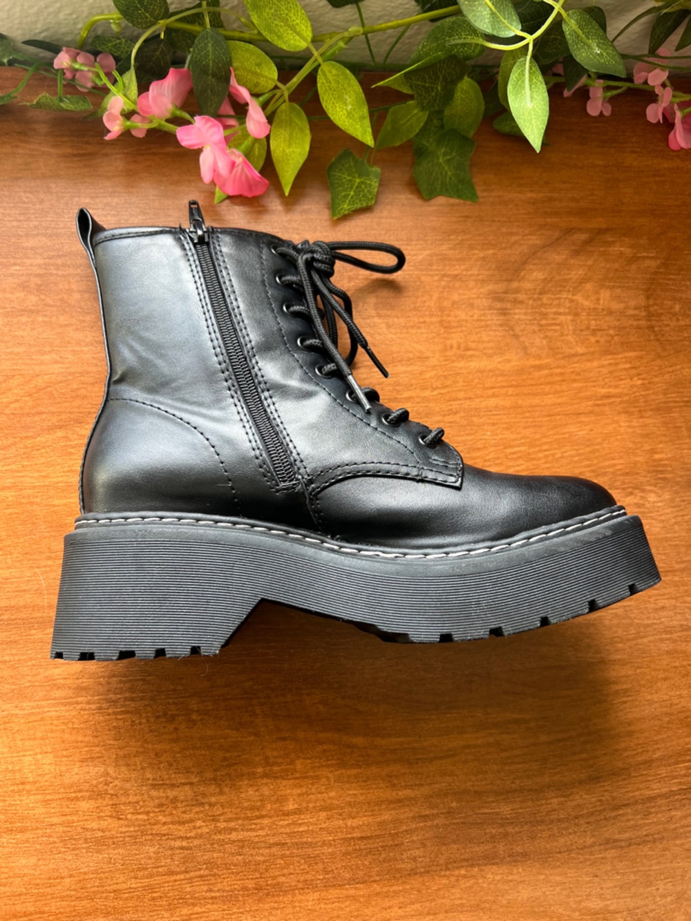 Wild fable Black Combat Lace-Up Platform Boots w 8.5 - Picture 4 of 11